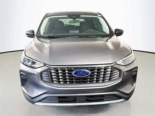 Carbonized Gray Metallic 2023 Ford Escape Active