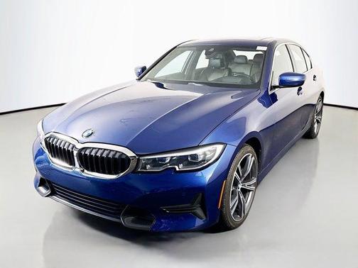 2022 BMW 330 i xDrive