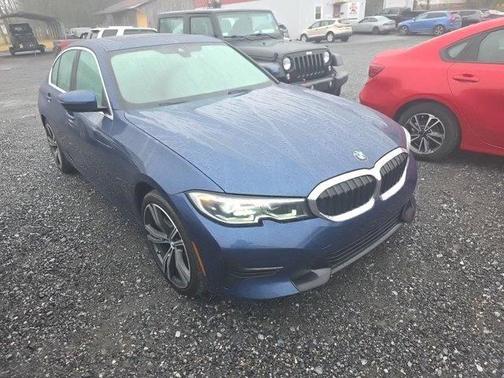 2022 BMW 330 i xDrive