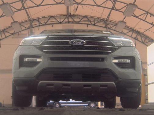 Carbonized Gray Metallic 2023 Ford Explorer XLT