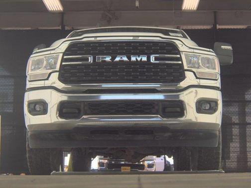 Bright White Clearcoat 2024 RAM 2500 Big Horn