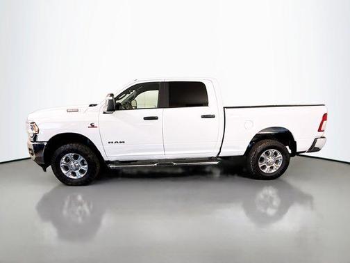 Bright White Clearcoat 2024 RAM 2500 Big Horn