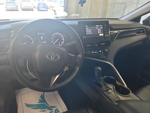 Ice Edge 2024 Toyota Camry SE