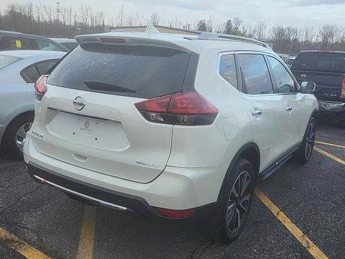 White 2020 Nissan Rogue SL