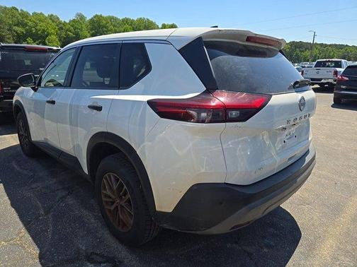 Glacier White 2022 Nissan Rogue S