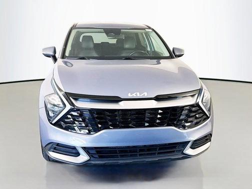 Everlasting Silver 2023 Kia Sportage EX