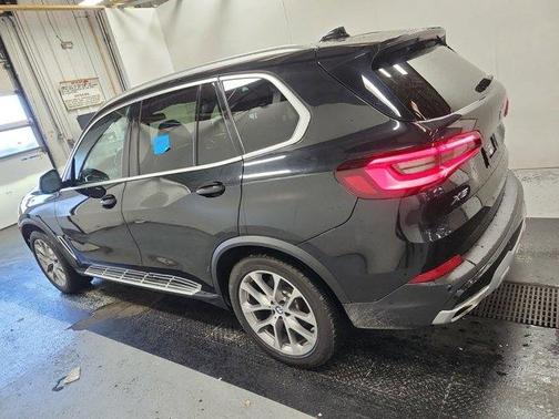2023 BMW X5 sDrive40i