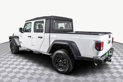 2022 Jeep Gladiator Sport