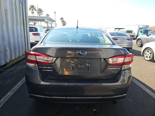 2019 Subaru Impreza 2.0i