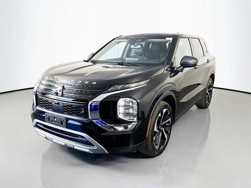 2022 Mitsubishi Outlander Black Edition