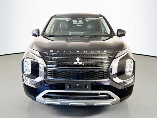 2022 Mitsubishi Outlander Black Edition
