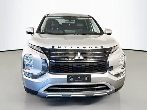 2022 Mitsubishi Outlander Black Edition