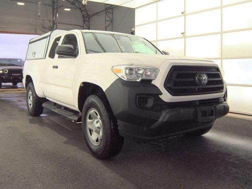 2022 Toyota Tacoma SR