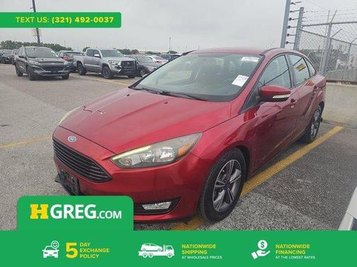 Ruby Red Metallic Tinted Clearcoat 2017 Ford Focus SE