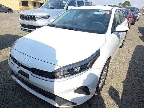 Clear White 2023 Kia Forte LX