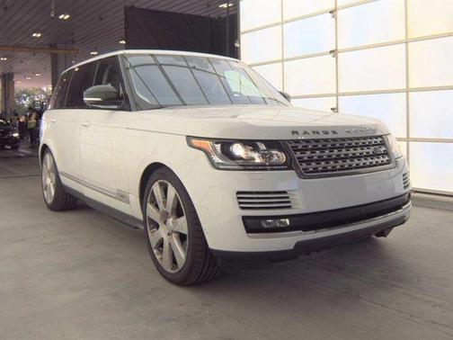 Fuji White 2017 Land Rover Range Rover 5.0L Supercharged