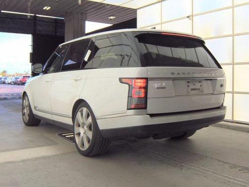 Fuji White 2017 Land Rover Range Rover 5.0L Supercharged