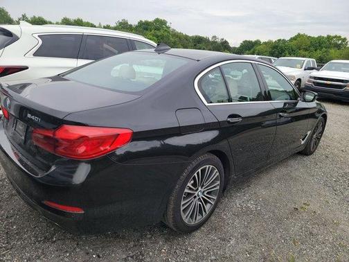 Black Sapphire Metallic 2018 BMW 540 i xDrive