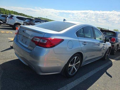 Ice Silver Metallic 2017 Subaru Legacy