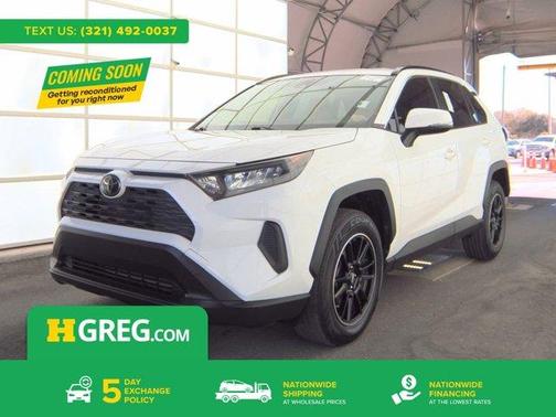 2020 Toyota RAV4 LE