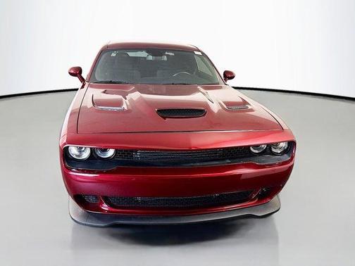 Octane Red Pearlcoat 2022 Dodge Challenger SXT