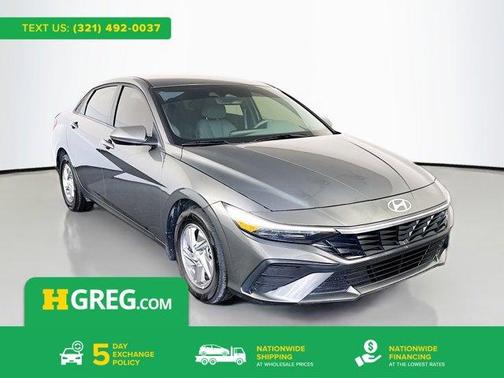 Amazon Gray 2025 Hyundai ELANTRA SE