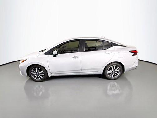 2024 Nissan Versa 1.6 SV