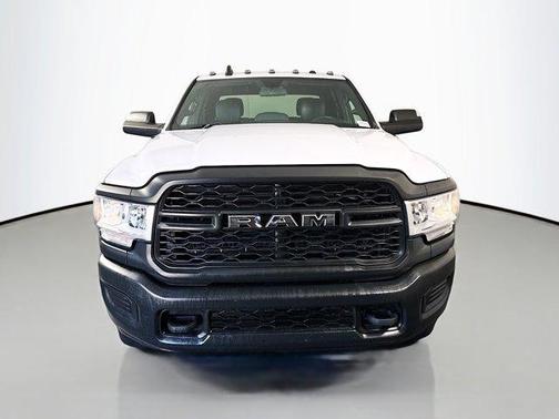 Bright White Clearcoat 2022 RAM 2500 Tradesman