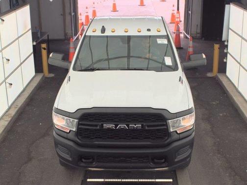 Bright White Clearcoat 2022 RAM 2500 Tradesman