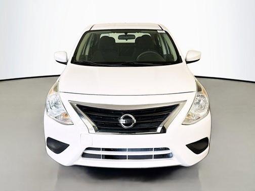 2018 Nissan Versa 1.6 SV