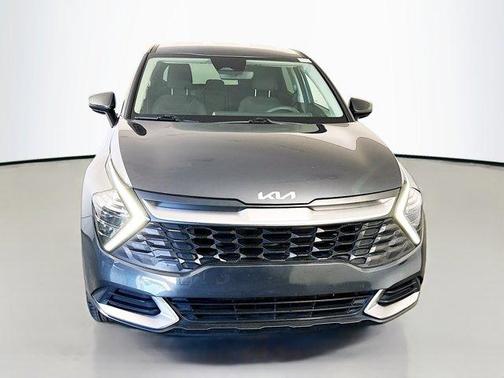 Gravity Gray 2024 Kia Sportage LX