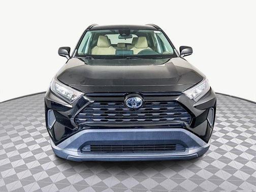 2022 Toyota RAV4 Hybrid LE