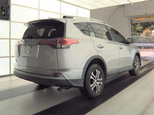 Silver Sky Metallic 2017 Toyota RAV4 LE