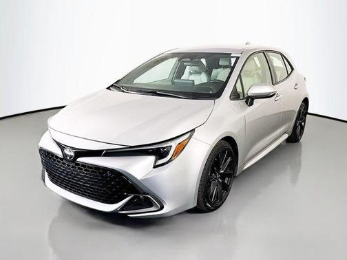 Classic Silver Metallic 2023 Toyota Corolla Hatchback XSE