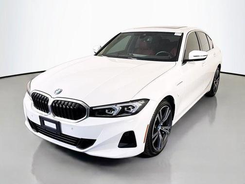 2024 BMW 330e 330e