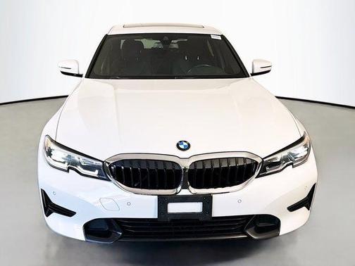 Alpine White 2019 BMW 330 i