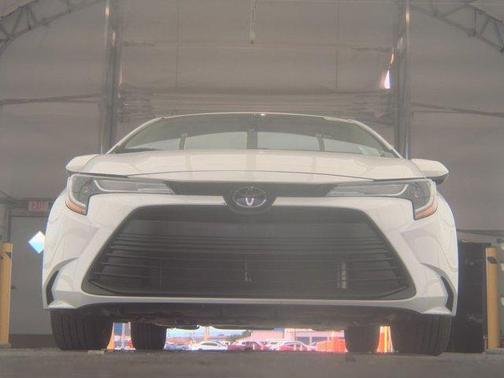 Ice 2024 Toyota Corolla LE