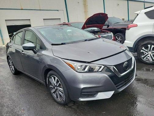 Gun Metallic 2020 Nissan Versa 1.6 SV