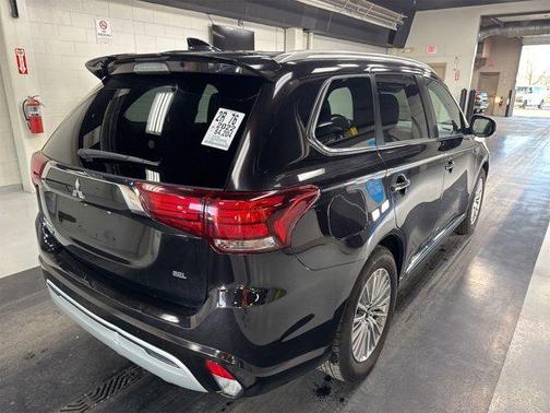 2022 Mitsubishi Outlander PHEV GT