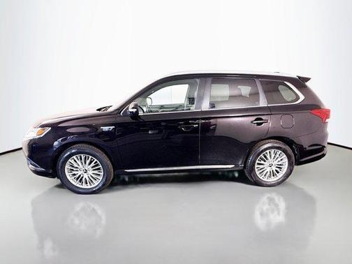 2022 Mitsubishi Outlander PHEV GT