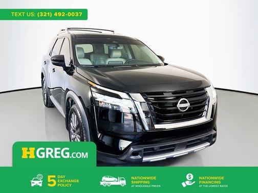 2023 Nissan Pathfinder SL