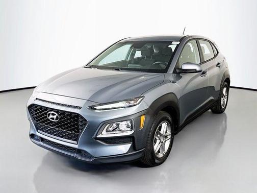 Sonic Silver 2021 Hyundai KONA SE