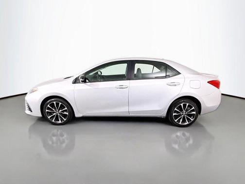 Classic Silver Metallic 2018 Toyota Corolla SE
