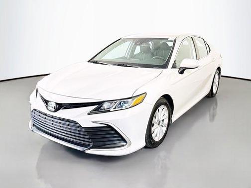 Ice Edge 2023 Toyota Camry LE