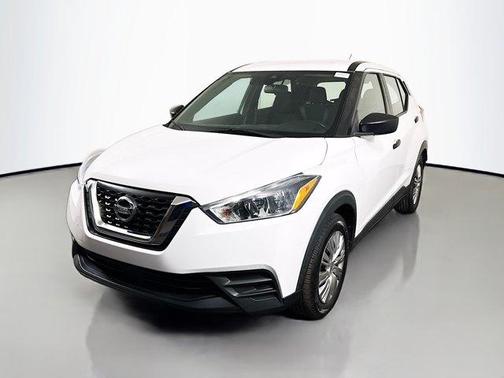 2020 Nissan Kicks S