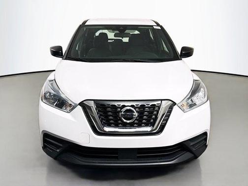 2020 Nissan Kicks S