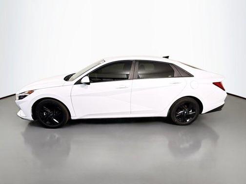 2022 Hyundai ELANTRA HEV Blue