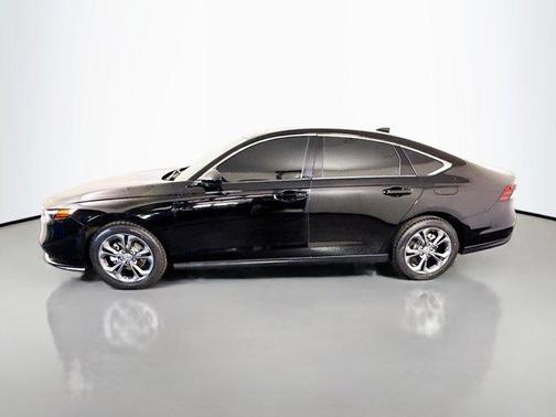 Crystal Black Pearl 2023 Honda Accord EX