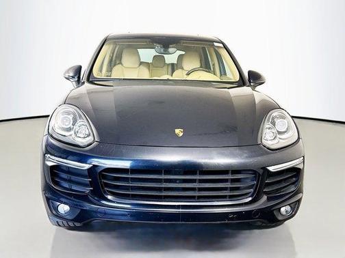 2016 Porsche Cayenne Base