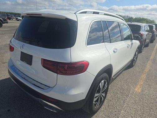 Polar White 2025 Mercedes-Benz GLB 250 Base